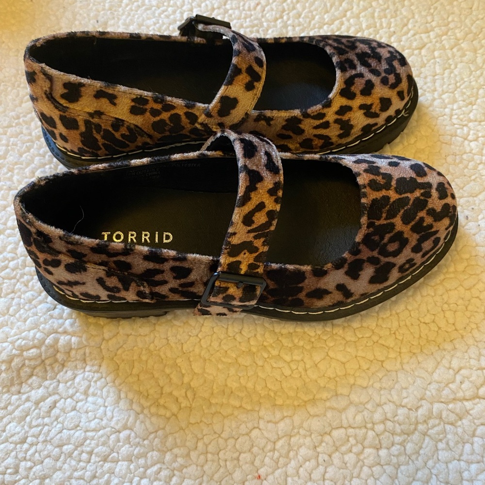 Torrid Leopard Print Mary Janes - Picture 5 of 5